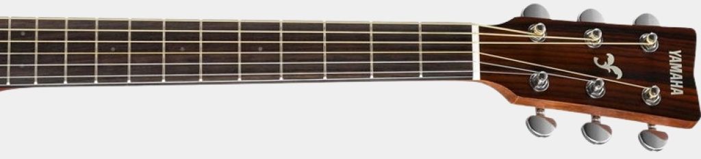caractéristiques en détails des cordes et touche de la guitare acoustique folk yamaha  fg 800 