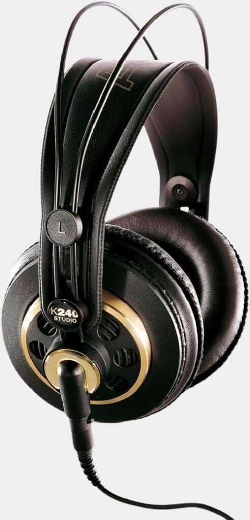 Présentation en détail casque audio AKG K-240 Studio