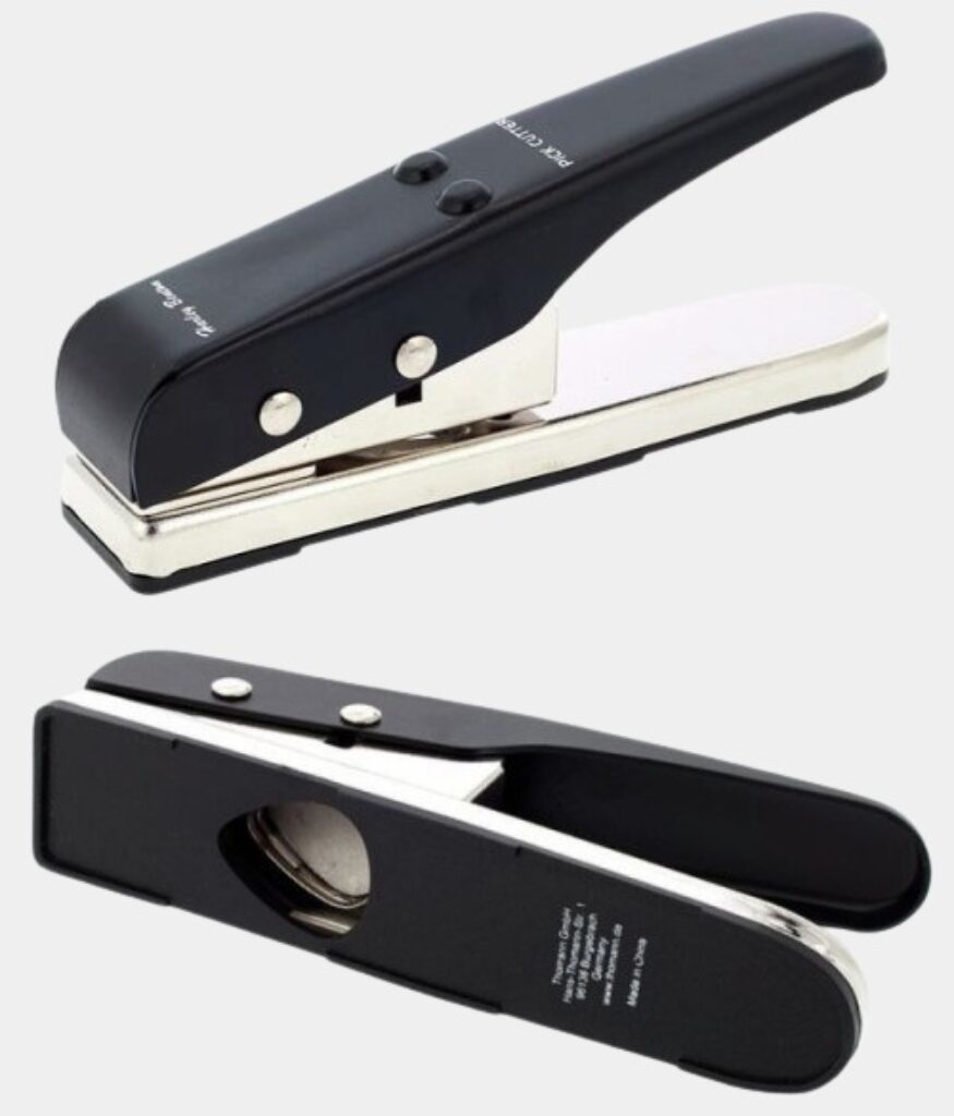 Idée cadeau pour guitariste pour fabriquer ses médiators le Harley Benton Pick Cutter