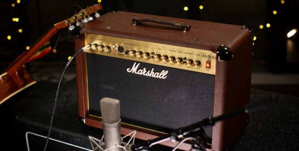 Présentation de l'ampli acoustique Marshall AS50D en configuration live