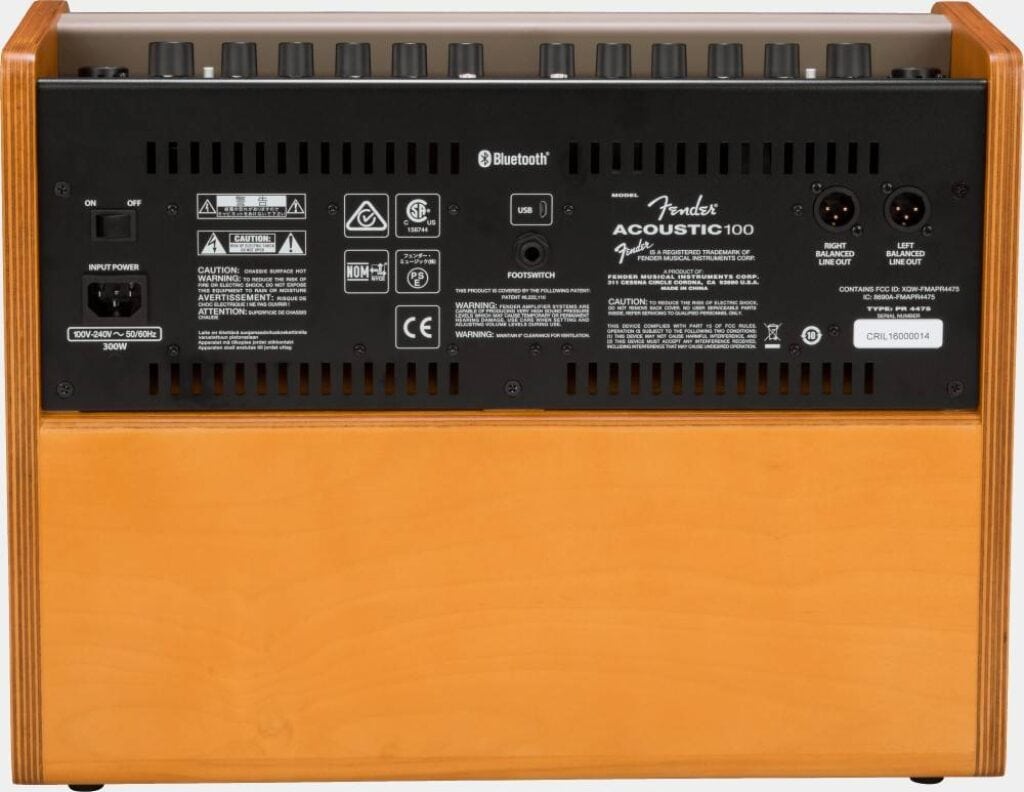 Présentation complète de l'arrière de l'ampli acoustique Fender Acoustic 100