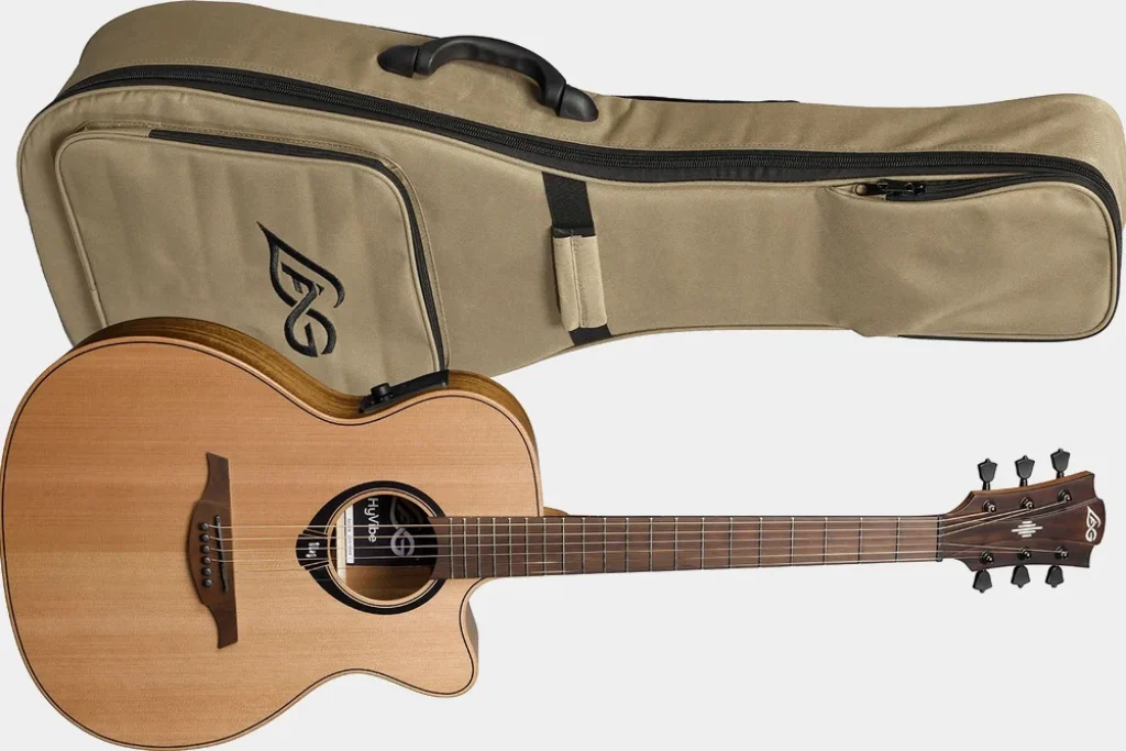 Présentation de la Lâg HyVibe 2 HV10ACE avec son étui