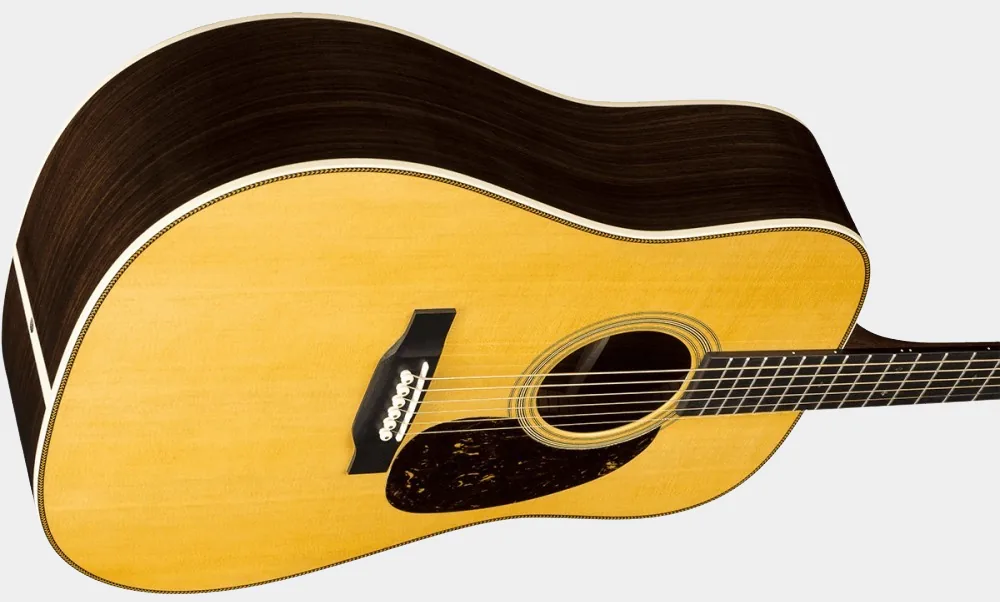 Gros plan de la rosace de la guitare électro-acoustique Martin HD28